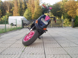 skuter_stunt_1 skuter_stunt_1